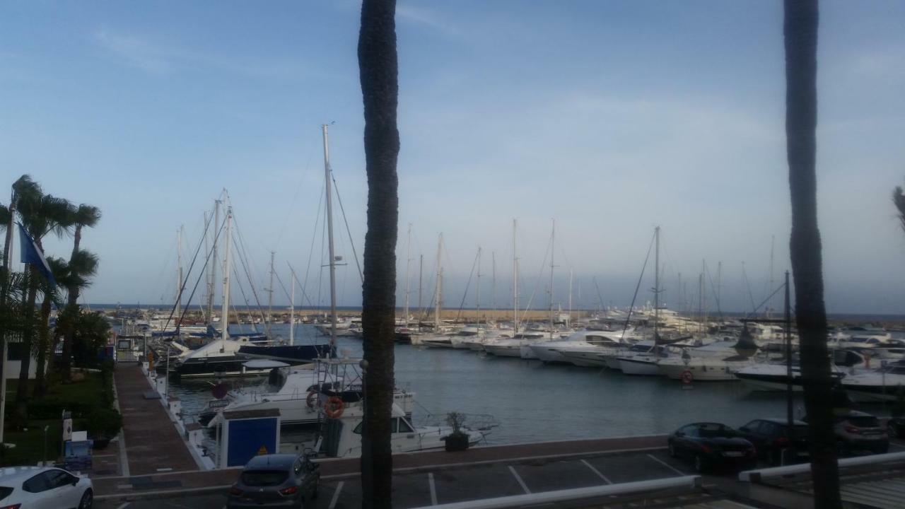 Puerto Deportivo Estepona Exterior photo