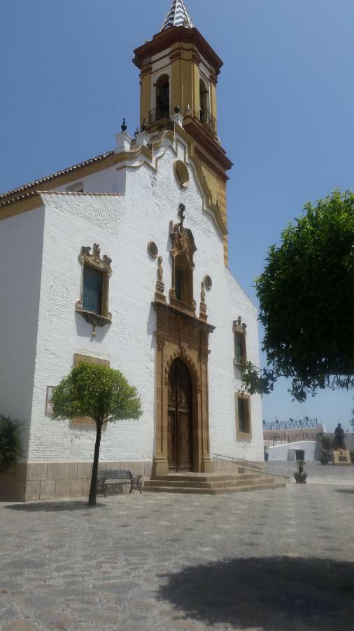 Puerto Deportivo Estepona Exterior photo
